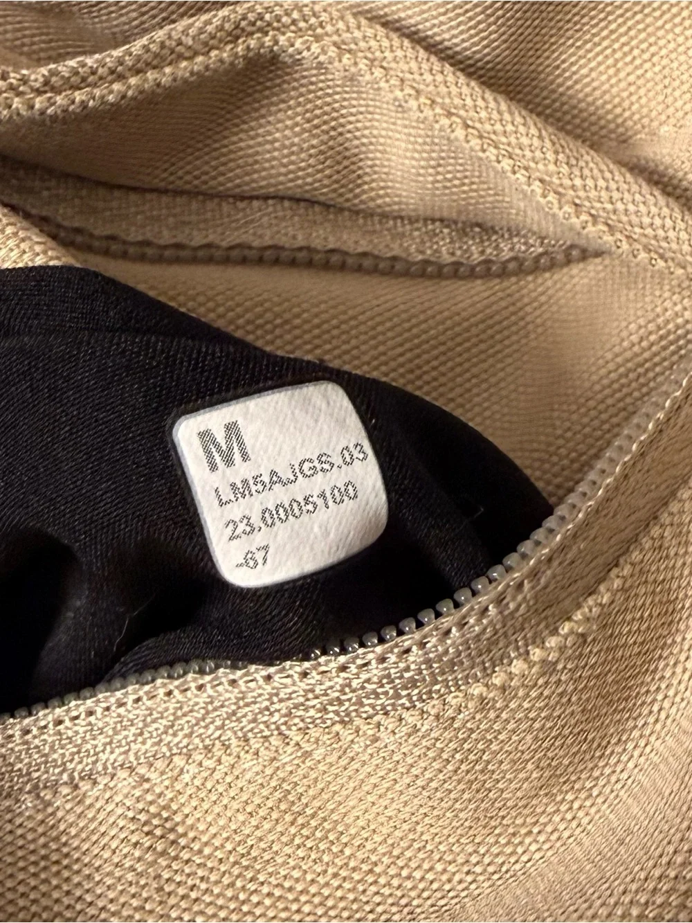 Lululemon Zeroed In Slim-Fit Pant Tall – Men’s Size M – Sand – 30” Inseam – GUC